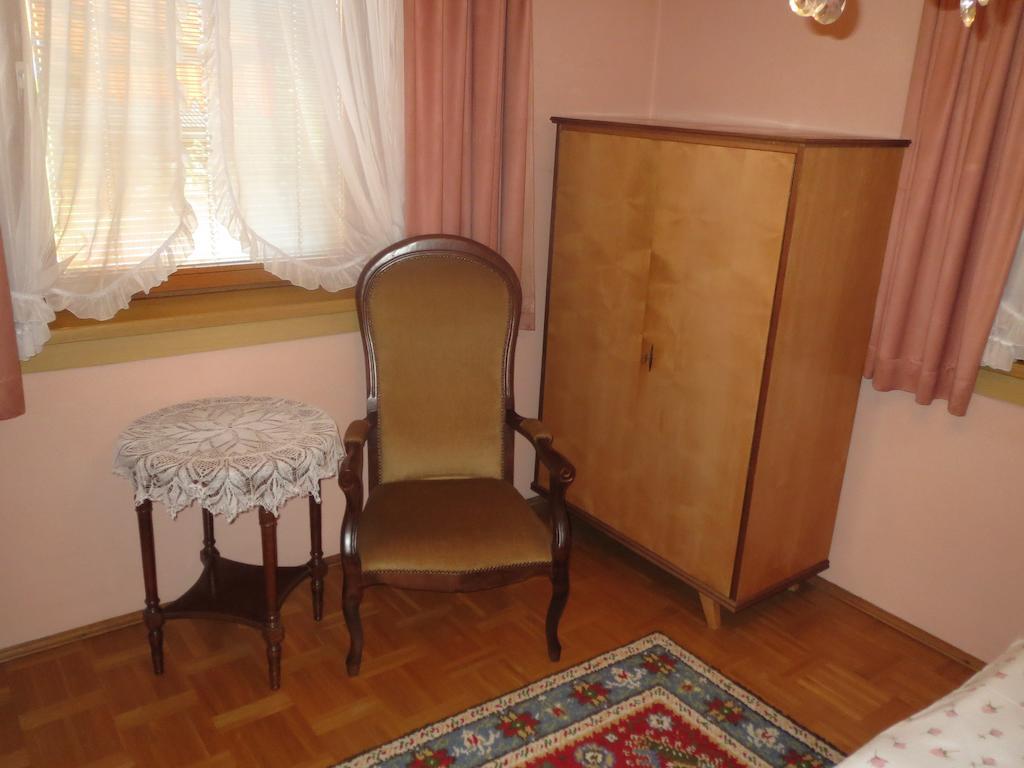 Bungalow Moewe Pörtschach am Wörthersee Habitación foto